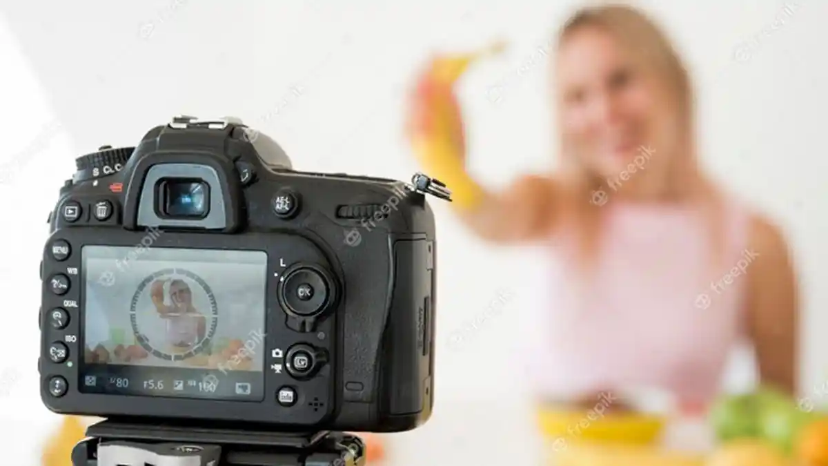 TIPS Jadi YouTuber Sukses: Perhatikan 5 Hal Ini, Mulai Langkah Kecil dari Konsisten Bikin Konten