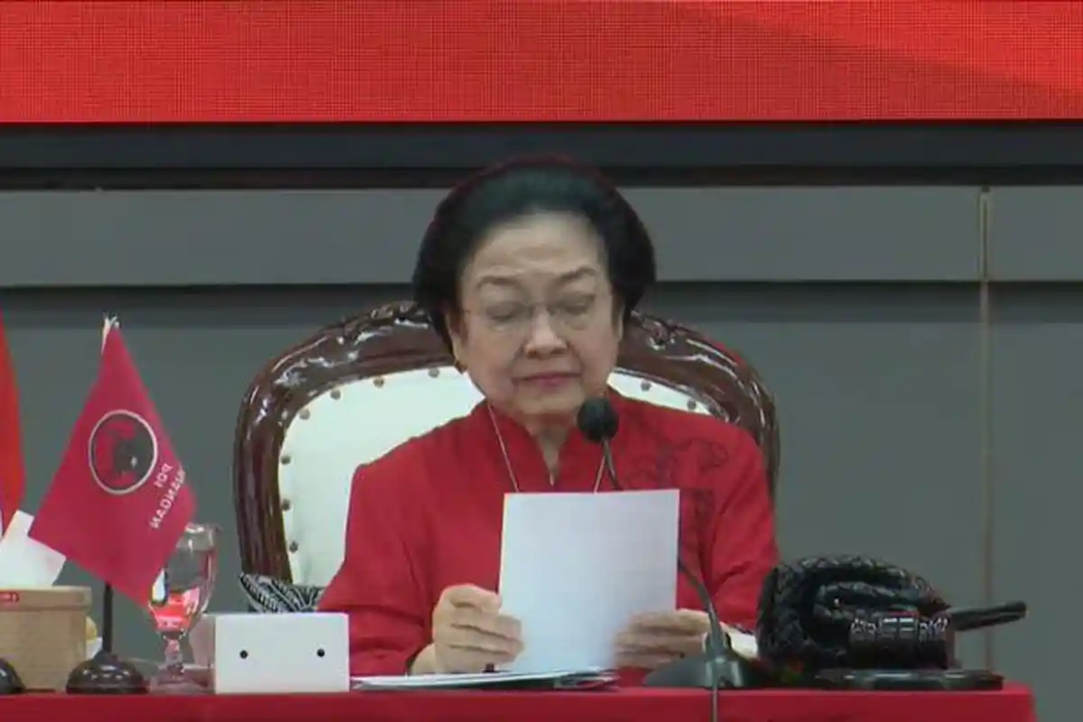 Megawati Menangis Kenang 10 Tahun Wafatnya Taufik Kiemas, Saat Pidato Penutupan Rakernas PDIP