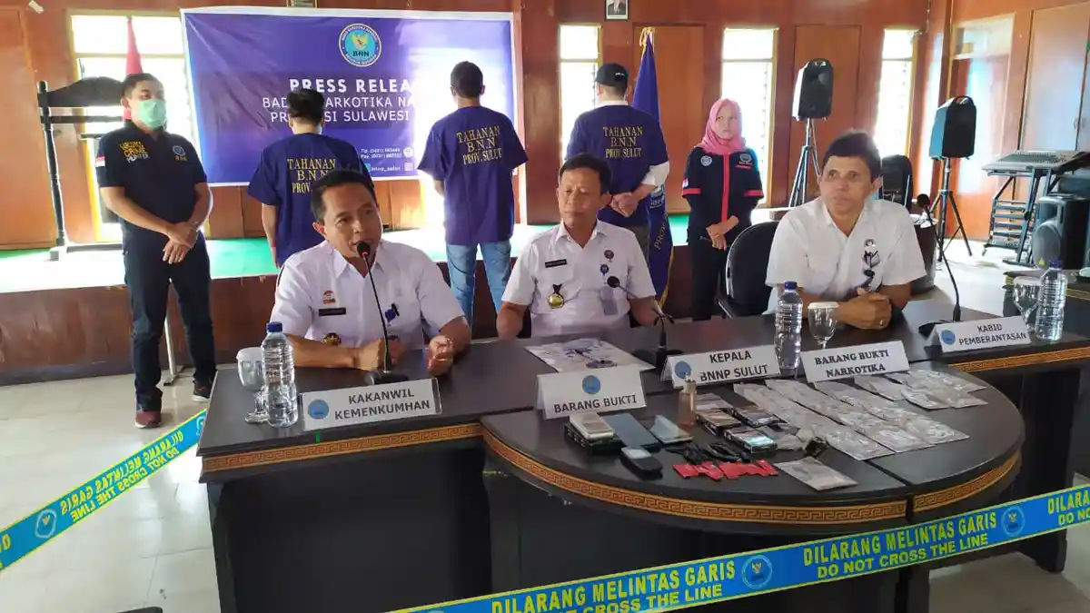 Sipir Lapas Kedapatan Bawa 8 Paket Sabu, BNNP Amankan 2 Tersangka Lainnya