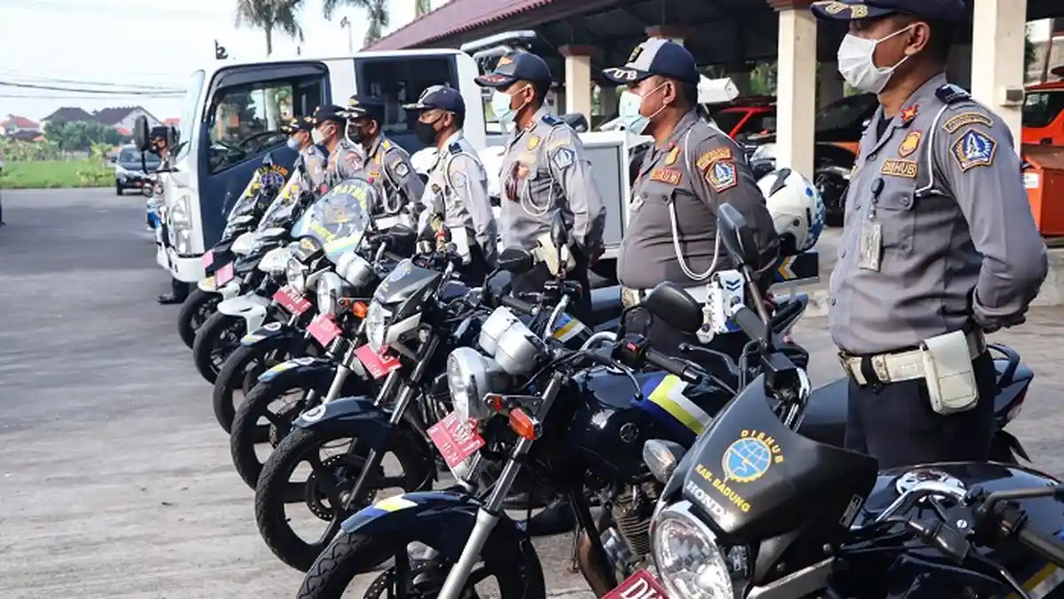 Libur Lebaran 2022, Dishub Badung Pantau Kepadatan Lalu Lintas Melalui ATCS. 