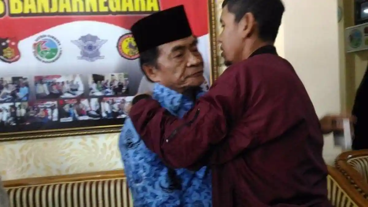 Setengah Bulan 'Menghilan'g, Kades Batur Ditemukan di Pondok Pesantren