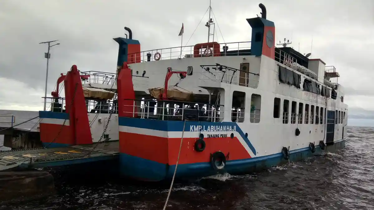 Feri belum Bisa Berlayar ke Meulaboh
