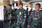 marsekal-tni-fadjar-prasetyo-kiri-saat-kunjungi-jenderal-andika-perkasa-di-mabes-ad.jpg