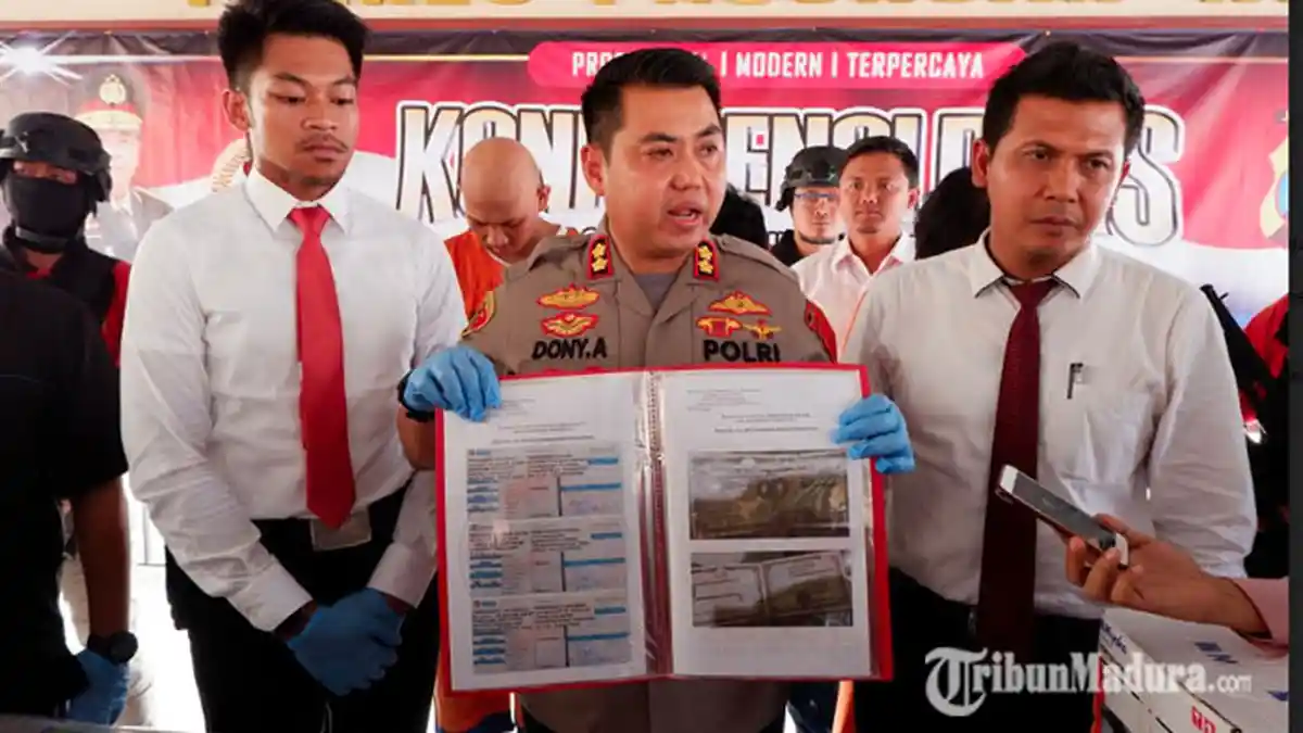 Sindikat Penipuan Motor Online Juga Buat SIM dan STNK Palsu, Bermodal Aplikasi Editing dari HP