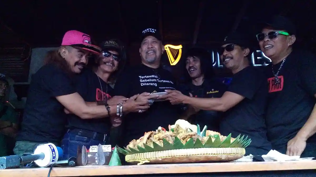 Berawal Dari Lihat Orang Pipis Sembarangan, OM PMR Rilis Single 'Engkong'