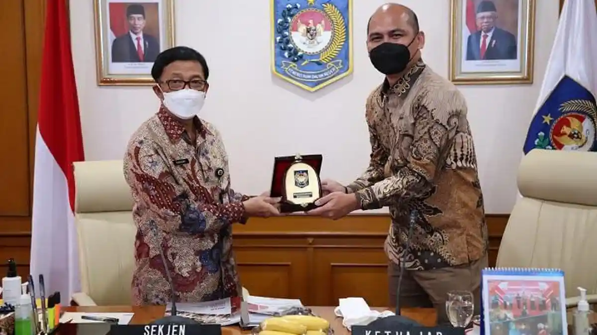 Kemendagri Jalin Kerja Sama dengan Ikatan Ahli Perencanaan