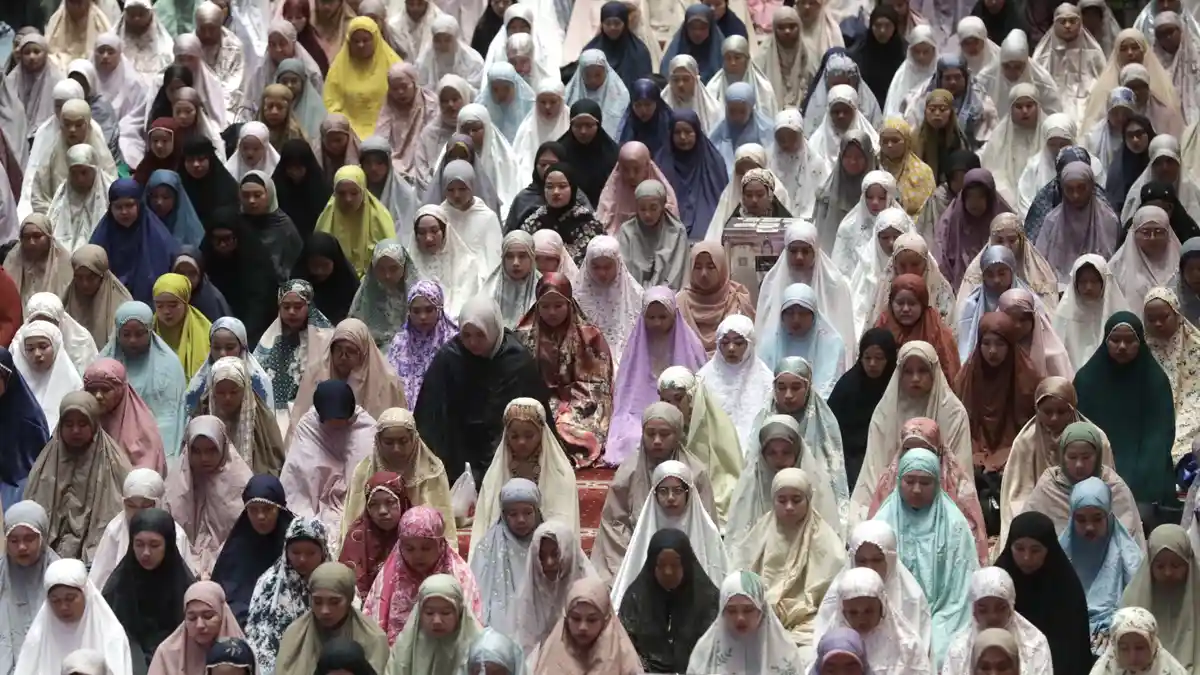 Fadhilah Sholat Tarawih Malam ke-21 Ramadhan 1447 H, Dijanjikan Rumah di Surga