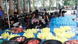 DISTRIBUSIKAN-DAGING-KURBAN-PTPN-IV-PalmCo-567.jpg