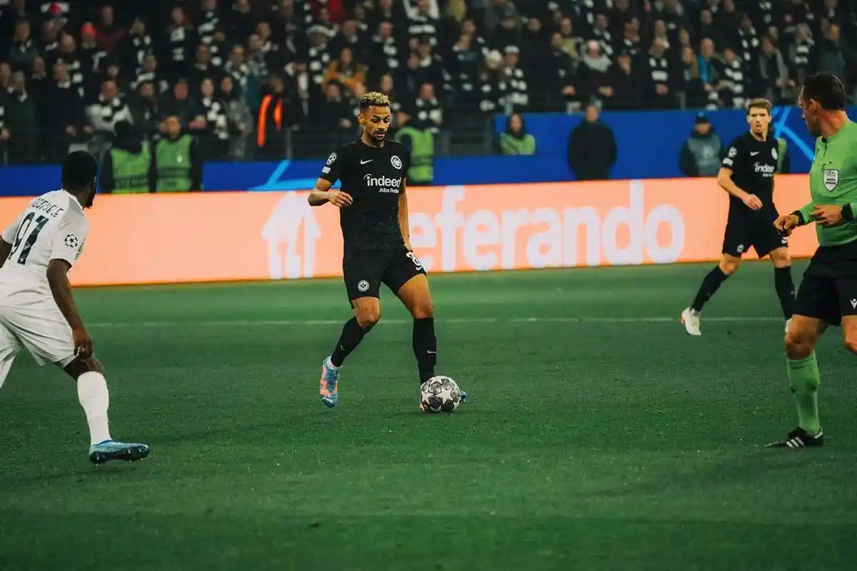 Arsenal Targetkan Djibril Sow dari Eintracht Frankfurt