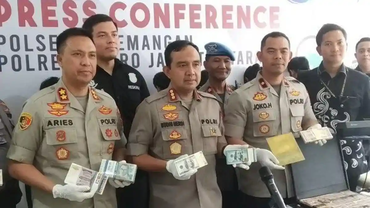 Terungkap Kasus Dugaan Percetakan Dolar Palsu di Pademangan, Polisi Buru Aktor Utamanya