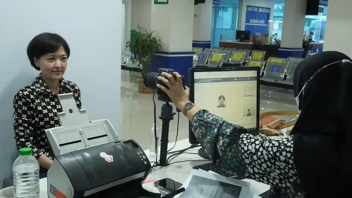 Imigrasi Semarang Kembali Gelar Layanan Si Semar Lembur, Permudah Urus Paspor di Luar Hari Kerja