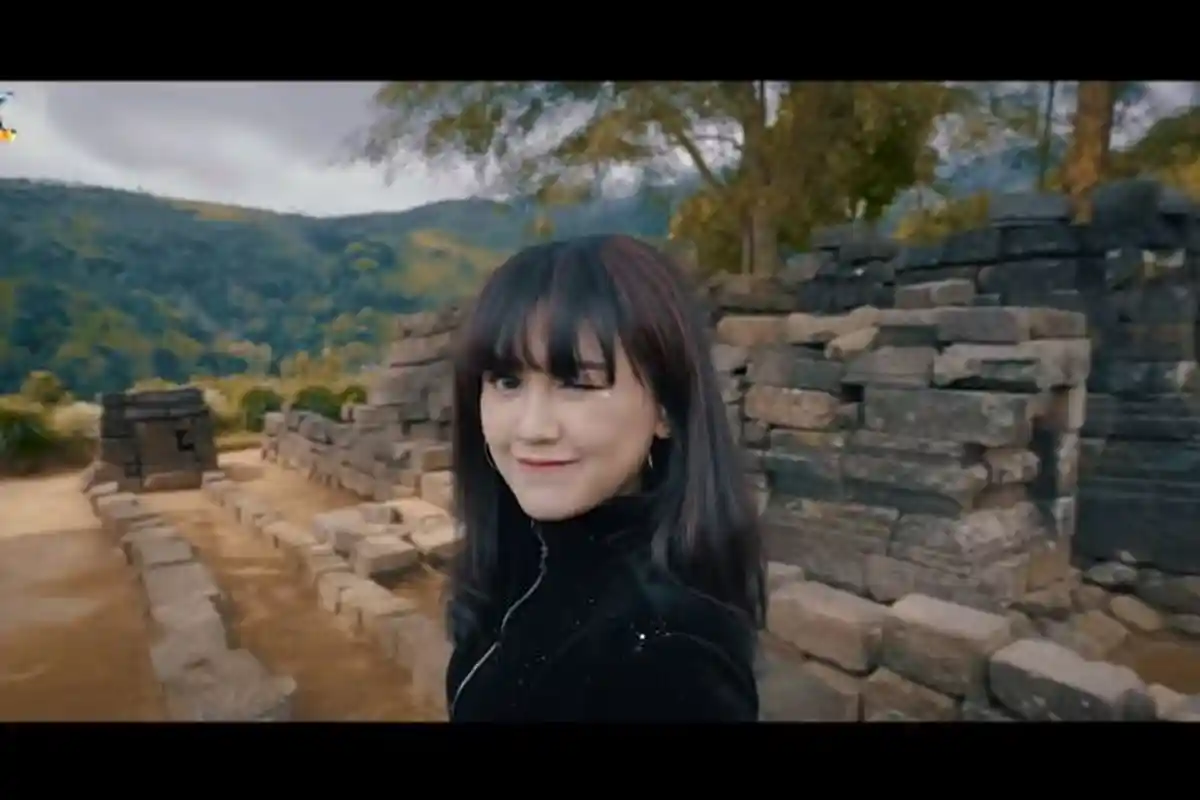 Kunci (Chord) Gitar dan Lirik Lagu 'Cukup Semene' - Happy Asmara, Cinta Tak Perlu Dipaksakan