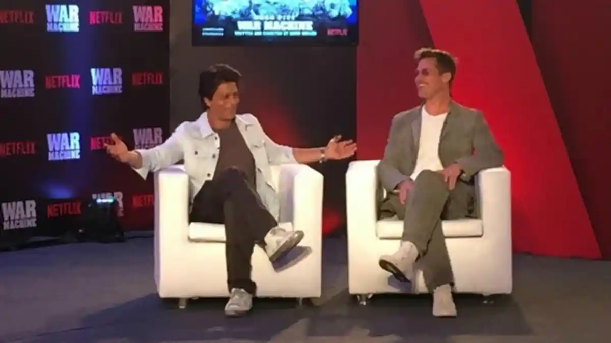 Brad Pitt Ketemu Shah Rukh Khan, Kira-kira Apa yang Mereka Bicarakan ya?