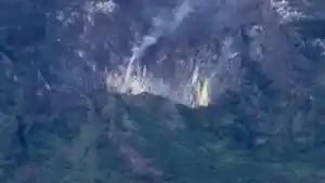GUnung-Iya-di-Kabupaten-Ende-Status-Siaga.jpg