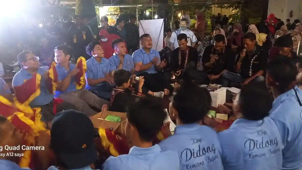 Mengenal Didong, Kesenian Tradisional Gayo yang Masih Terjaga ...