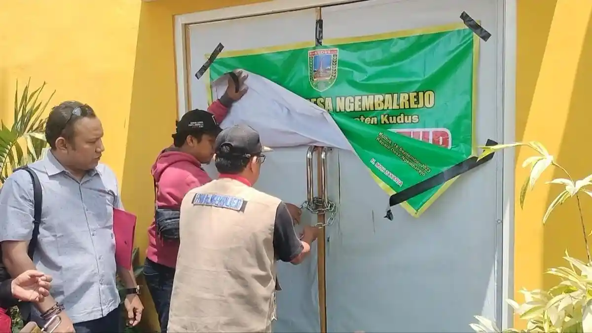 Tempat Karaoke Nevada Music di Kudus Nekat Beroperasi Setelah Disegel Pemdes 