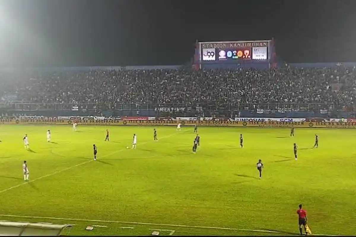 Gol Cepat Pluim Bawa PSM Unggul 1-0 Atas Arema FC