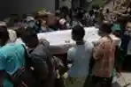 Proses Kremasi Jenazah Korban Balinuraga