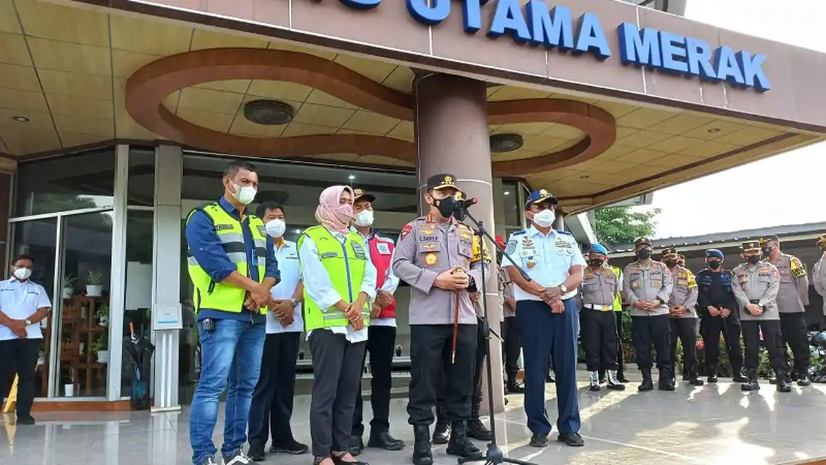 Arus Mudik Lebaran di Pelabuhan Merak Terurai, Kapolri: Berkat Penambahan Pelabuhan Penyeberangan
