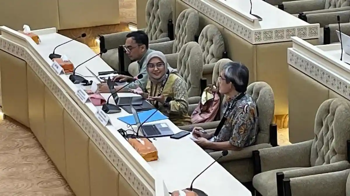 Puskapol UI Usul Caleg Perempuan Tempati Nomor Urut 1 pada 30 Persen Daerah Pemilihan