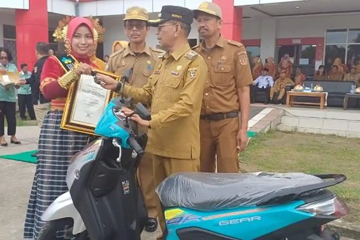 Nakes Teladan Asal Polman Dijanji Motor Pribadi Diberi Motor Dinas dan Ditarik Kembali