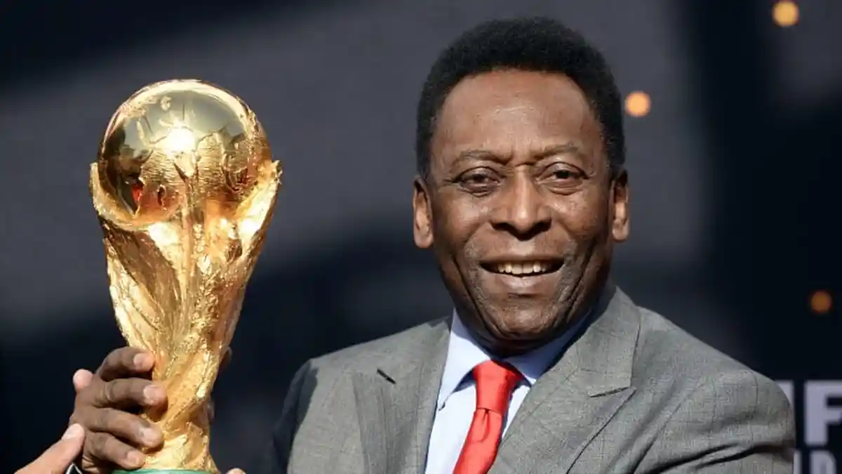 Hoaks Pele Meninggal Dunia Timbulkan Pro-Kontra di Medsos, Anda Percaya?