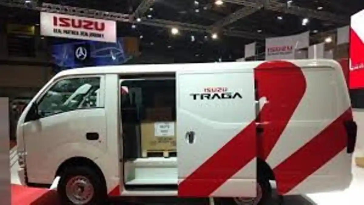 Isuzu Hadirkan Traga Blind Van Untuk Jasa Pengiriman Barang