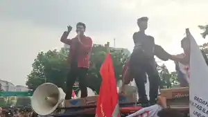bem-ubk-soal-gak-bisa-ke-istana.jpg