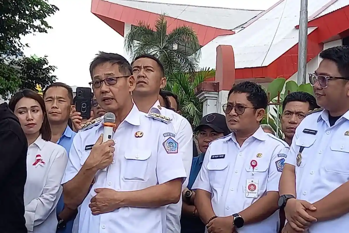 Wali Kota Bitung Hengky Honandar Ajak Pendemo Bersinergi Hadapi Tantangan Anggaran dan Pembangunan