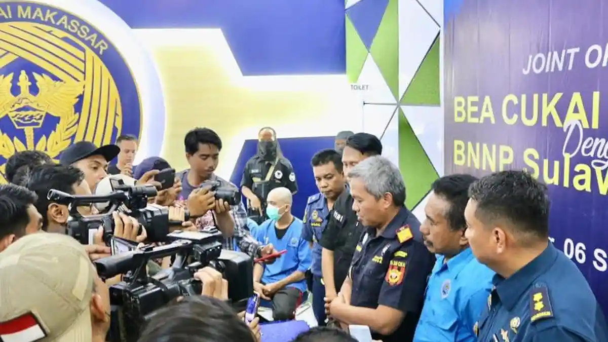 Bea Cukai dan BNN Kejar Dua Penyelundup Ganja Bermodus Barang Kiriman