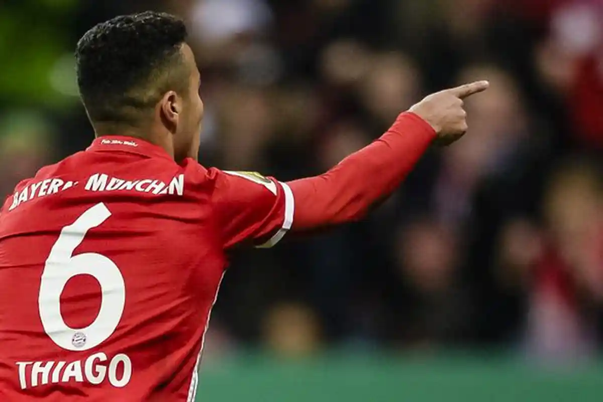 Thiago Alcantara bilang Carlo Ancelotti Sudah Keluarkan yang Terbaik di Bayern Muenchen