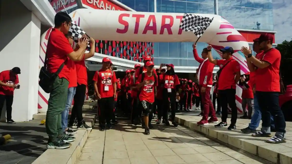 Telkomsel Gelar Super OMG R4CE untuk Generasi Milenial