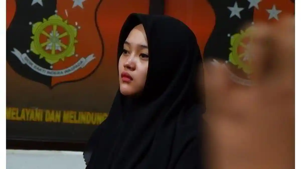 Jelang Hasil Autopsi Lina Jubaedah Dirilis, Putri Delina Mendadak Meradang dan Sebut Kata Tegas Ini
