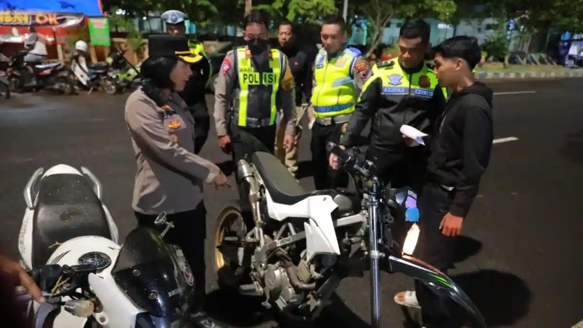 Tiga Hari, Polres Klaten Tilang 30 Motor dengan Knalpot Brong