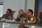 wakil-bupati-sidrap-mahmud-yusuf-bersama-pimpinan-pt-upc-renewables.jpg