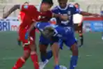 Persib Bandung Menang Lawan Persis Solo Skor 2-1