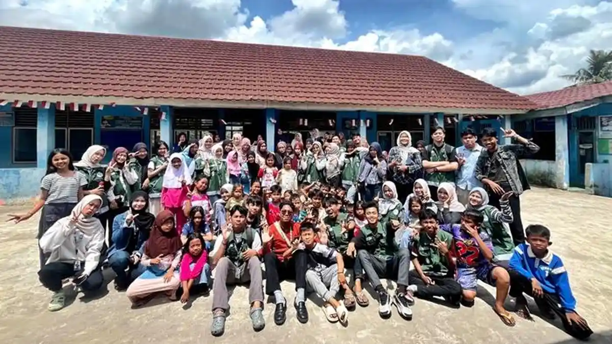 Gerakan Polsri Mengabdi 2025, Hadirkan Kegiatan Pengajaran, Turun Langsung ke Masyarakat