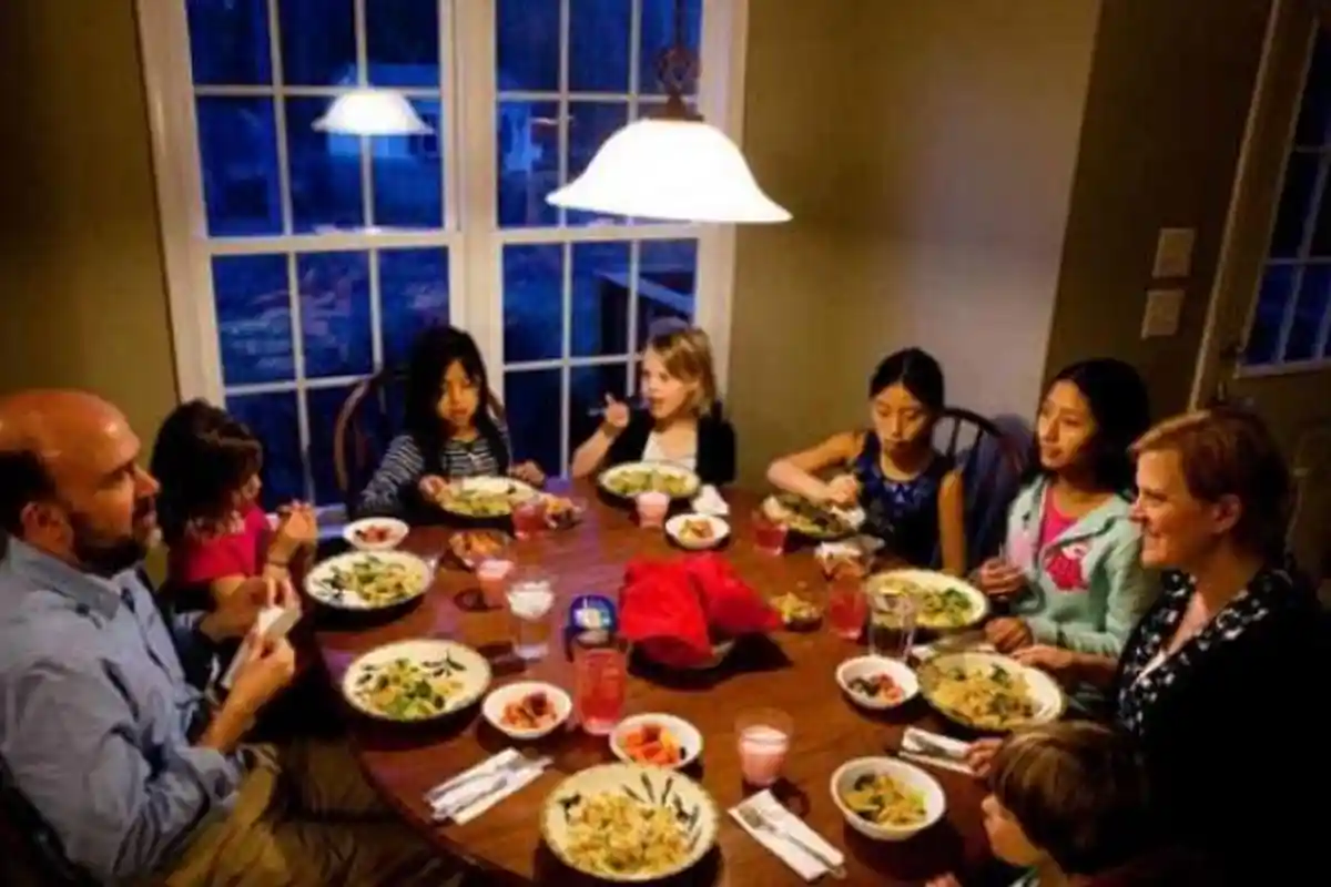 Jangan Asal Makan, Ini Doa Sebelum dan Sesudah Makan, Lengkap dengan Adab-adab Sesuai Ajaran Rasul