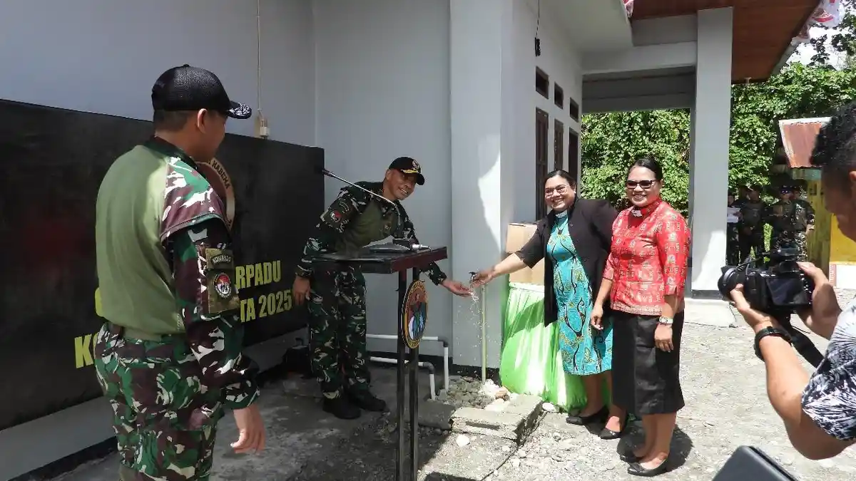 Komando Operasi Habema Bangun Sumur Bor dan MCK di Gereja Getsemani Timika