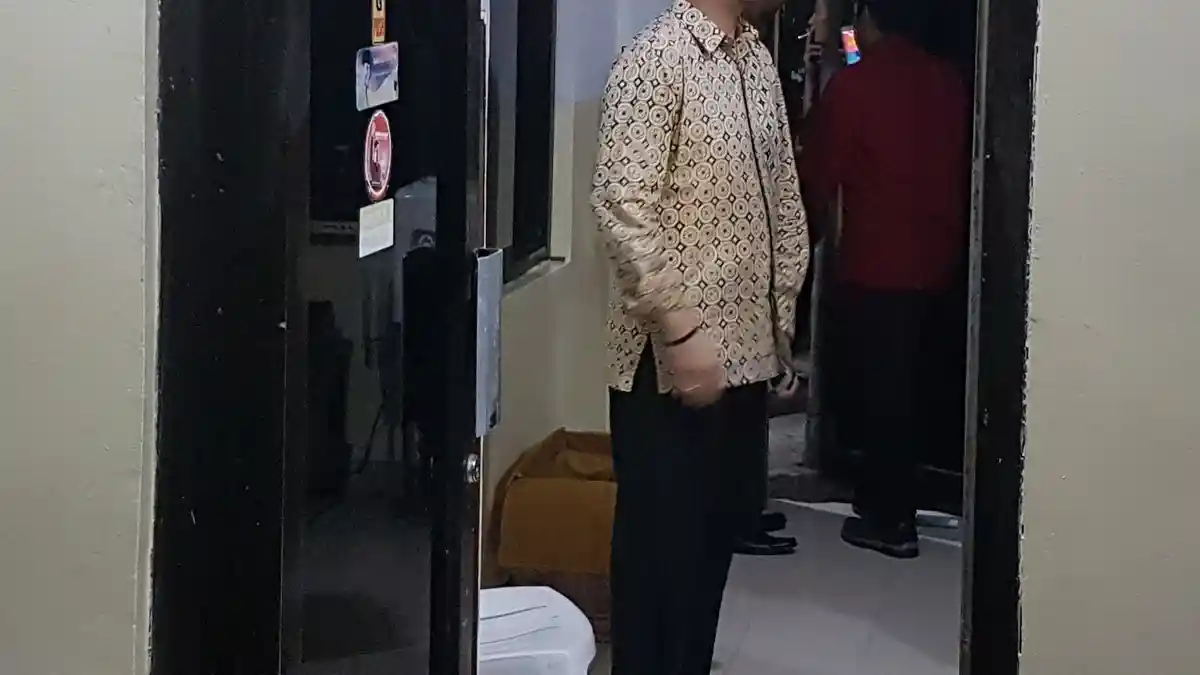 Calon Wakil Djarot, Sihar Sitorus Sambangi Rumah Megawati
