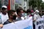 Sejumlah Imigran Pencari Suaka Aksi di UNHCR Medan