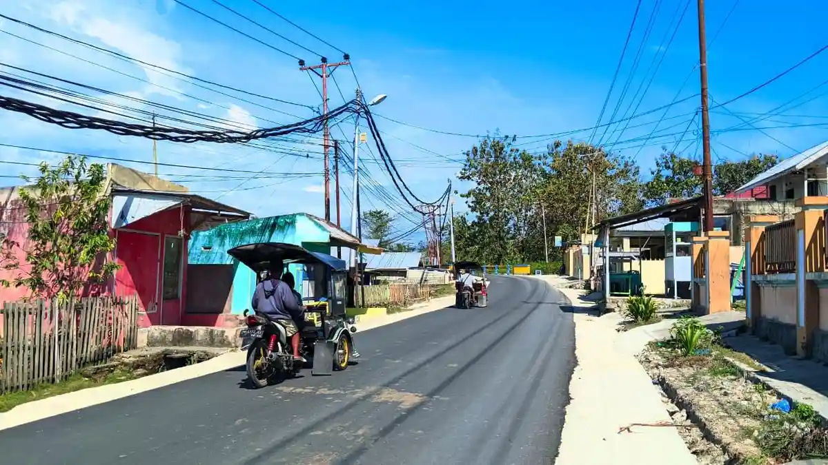 Penantian 10 Tahun Terjawab, Warga Buata Gorontalo Akhirnya Nikmati Jalan Mulus