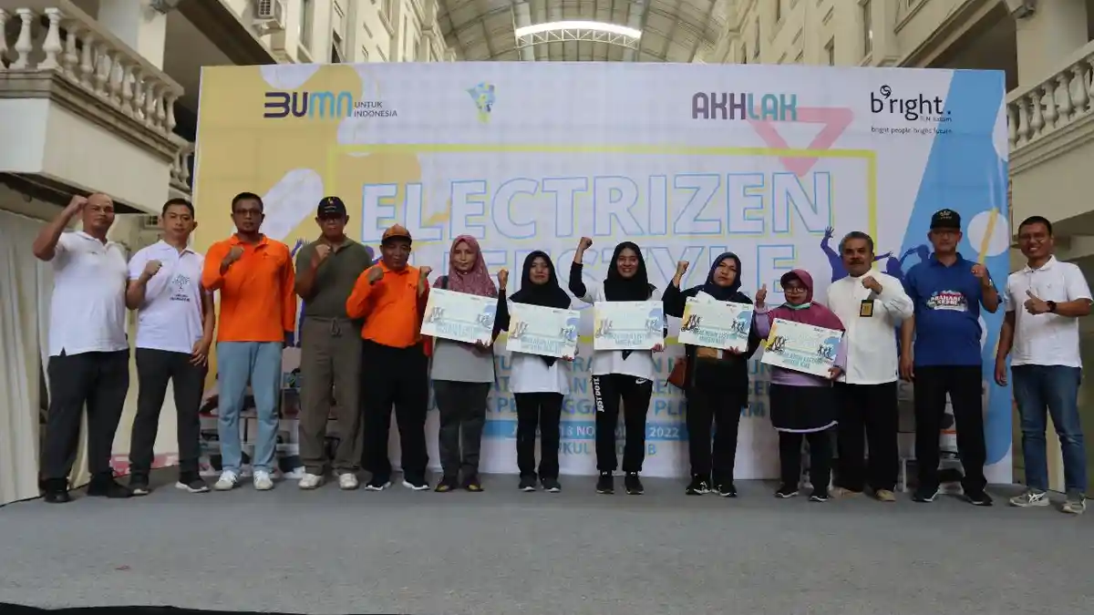 Peduli Kesehatan, PLN Batam Gelar Senam Sehat Bersama Pelanggan