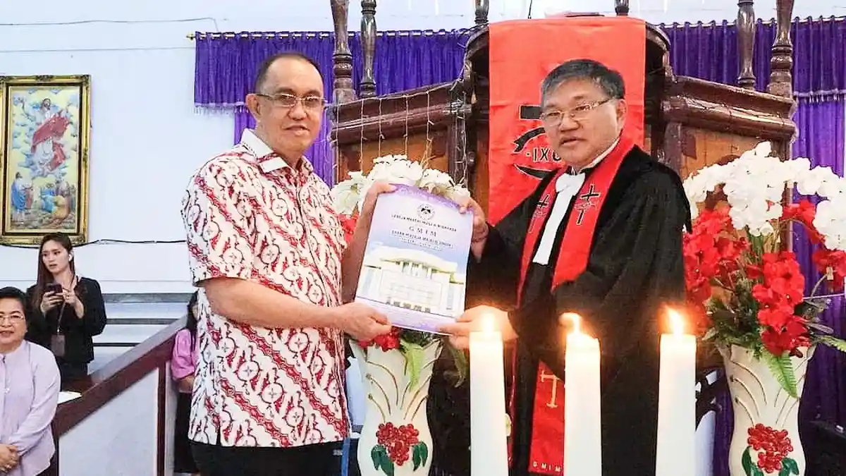 Bupati Minahasa Royke Roring Hadiri Pelantikan Panitia HUT ke 192 PI ...