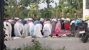 MCA-Bojonegoro-menggelar-salat-Idulfitri-1-Syawal-1447-H-pada-Kamis-1932026.jpg