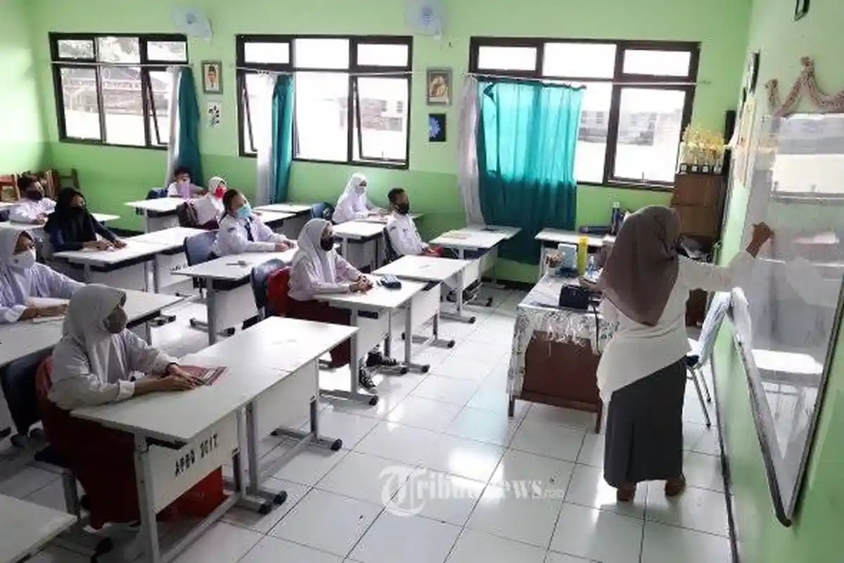 Belajar Tatap Muka Terbatas Dibuka Juli 2021, 3 Aktivitas yang Dilarang Selama di Sekolah