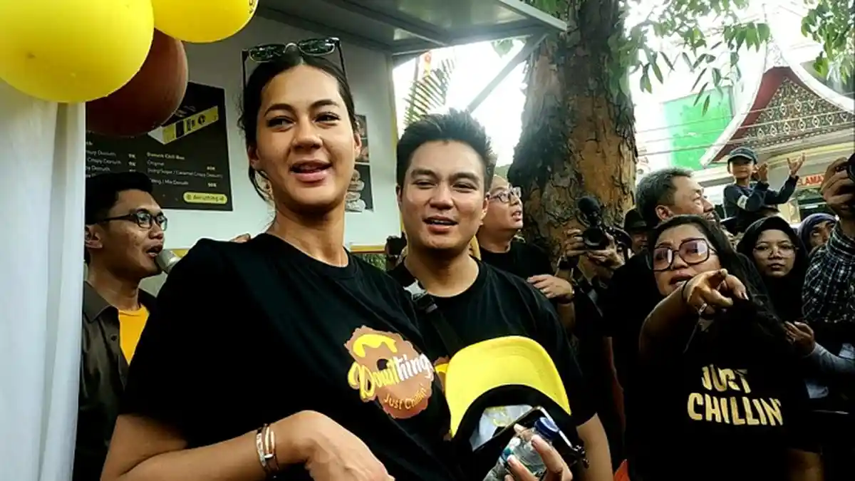 Baim Wong dan Paula Verhoeven Saling Menguatkan Menjelang Lahirnya Anak Pertama Mereka