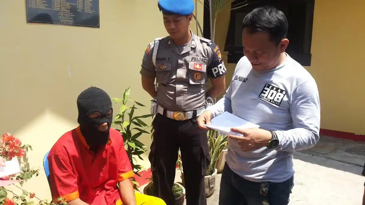 Pelajar SMP yang Merampas dan Mencabuli Temannya Menangis Saat Ditanya Kronologisnya