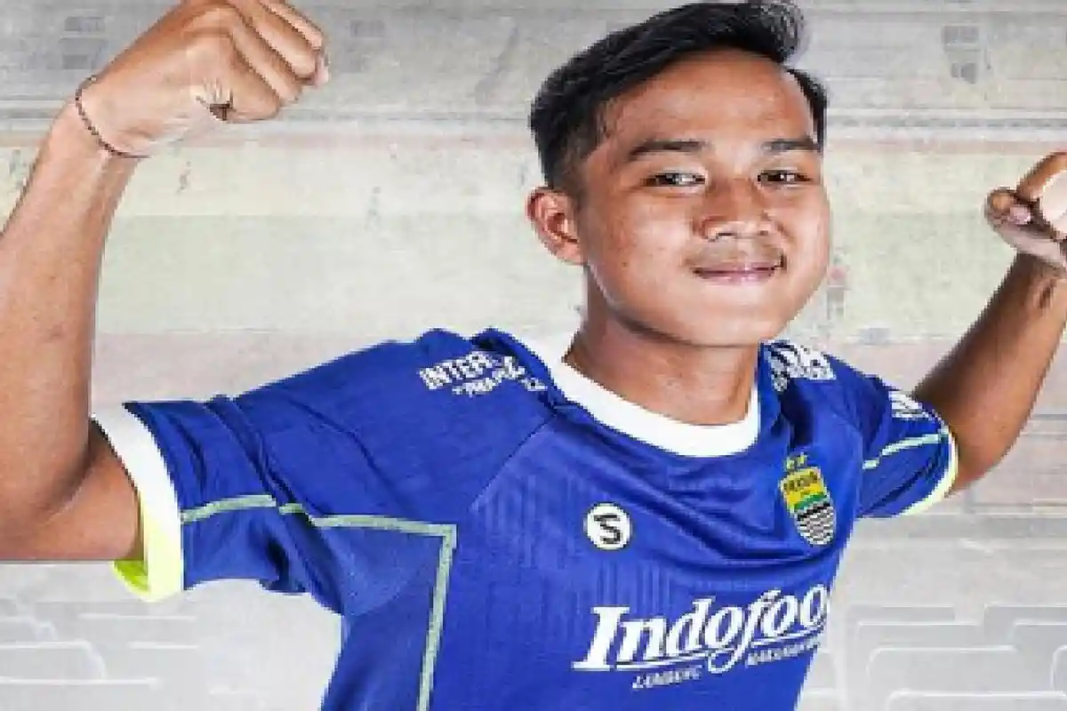 Persib Hari Ini, Sikap Mengejutkan Luis Milla, Pemain Terbuang Masuk Skuad, Bobotoh Ingatkan Ini