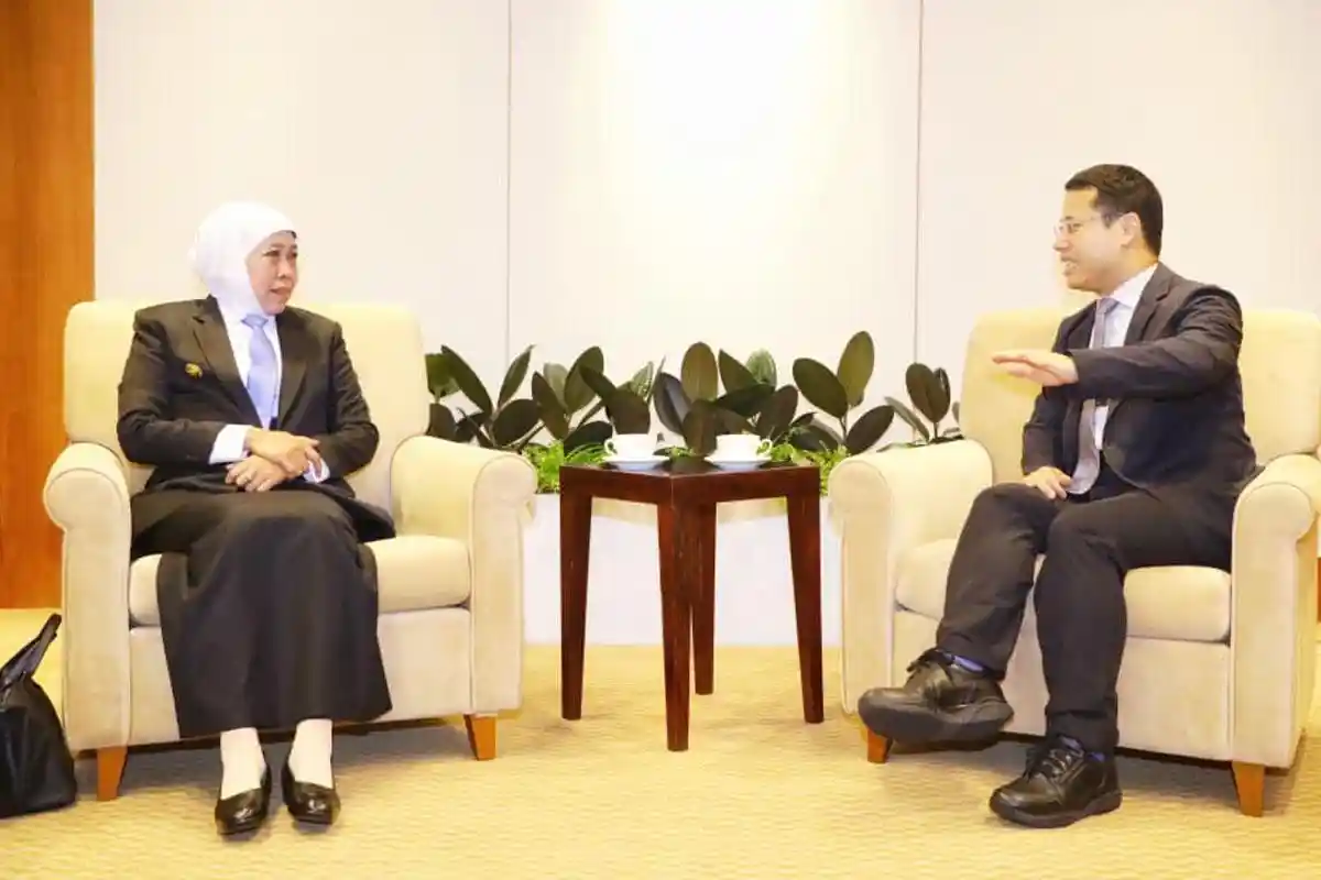 Gubernur Jatim Khofifah Bertemu Menteri Pendidikan Singapura, Perkuat Kerja Sama Pendidikan